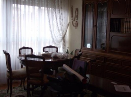Piso en venta en Santander con 4 habitaciones, 2 baños y 120 m2 por 315.000 € Piso en venta en Santander con 4 habitaciones, 2 baños y 120 m2 por 315.000 €