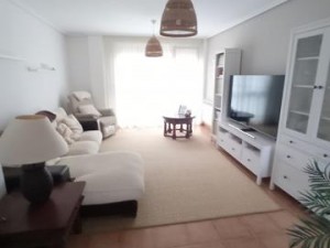 chalet con terreno y 3 habitac
