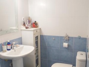 Piso  3 habitc y 2 baños