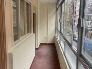 Piso 3 habitc todo a calle 