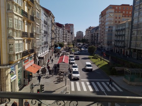 PISO REFORMADO,  EN EL CENTRO