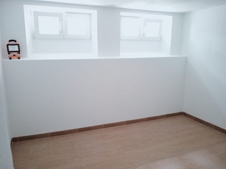 Local  cerca Valdecilla