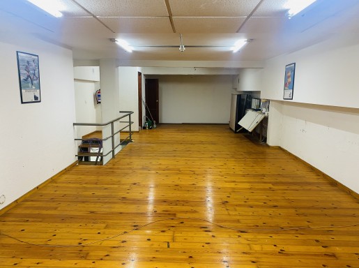 Local comercial en alquiler en Santander con 100 m2 por 695 €/mes