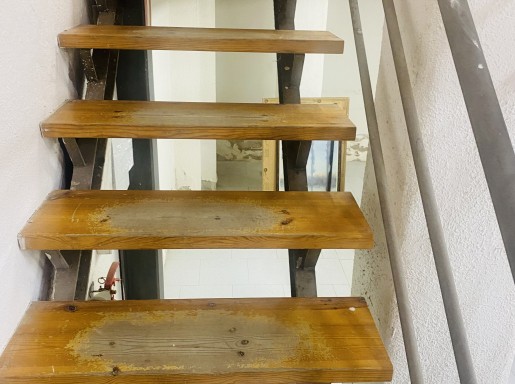 Local comercial en alquiler en Santander con 100 m2 por 695 €/mes