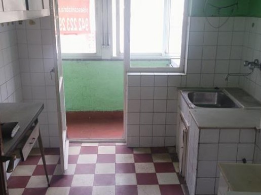 Piso en venta en Santander con 3 habitaciones, 1 baños y 60 m2 por 108.000 € Piso en venta en Santander con 3 habitaciones, 1 baños y 60 m2 por 108.000 €