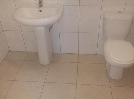 LOCAL CENTRO EN BUEN ESTADO