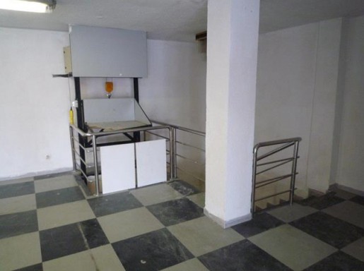 LOCAL CON LICENCIA HOSTELERIA 