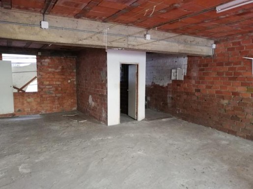 LOCAL CON PROYECTO APRBADO