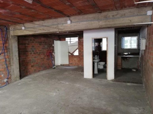 LOCAL CON PROYECTO APRBADO