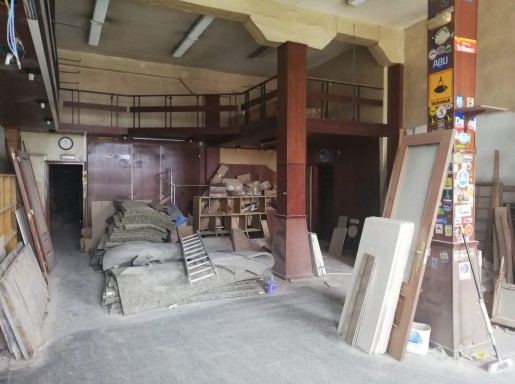 LOCAL PASEO PEREDA ALQUILER