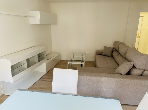 Piso Centro 2 habitac 2 baños