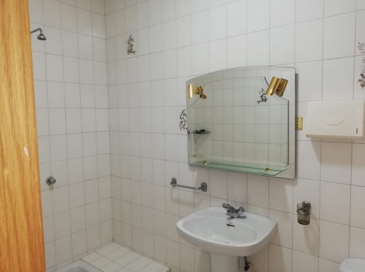 ALQUILER OFICINA AMPLIA CENTRO