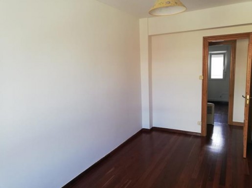 piso alquiler 3 habitaci vacio