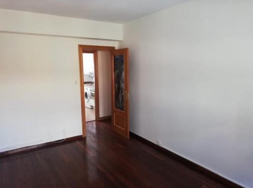 piso alquiler 3 habitaci vacio