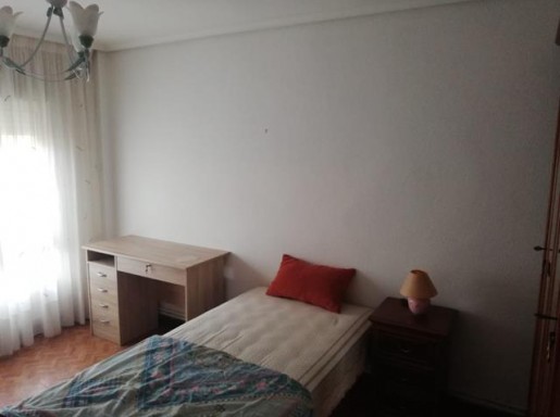 Piso en alquiler en Santander con 2 habitaciones y 2 baños por 600 €/mes
