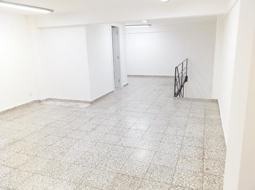 local reformado con baño