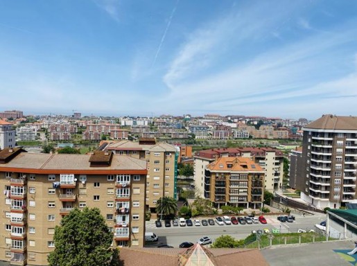 Piso 3 habitaciones ascensor