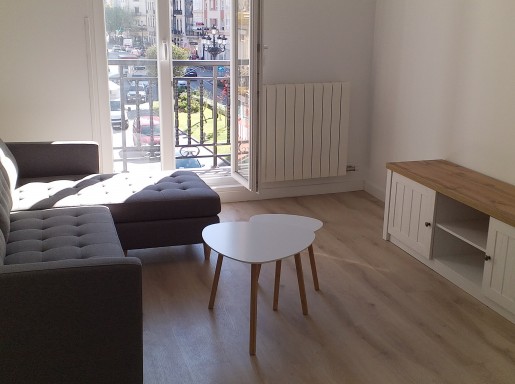 PISO REFORMADO,  EN EL CENTRO