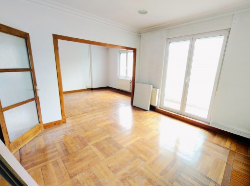 Buen piso centro 5 habitacione