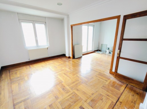Buen piso centro 5 habitacione