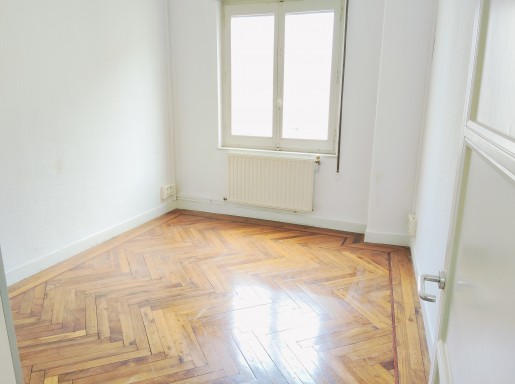 Buen piso centro 5 habitacione