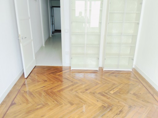 Buen piso centro 5 habitacione