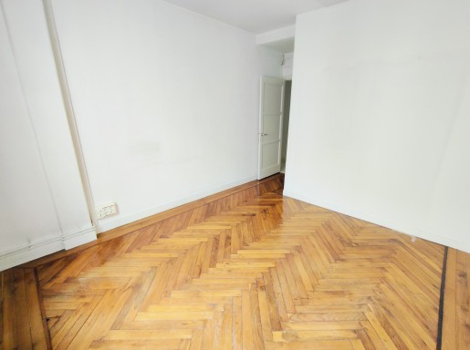 Buen piso centro 5 habitacione