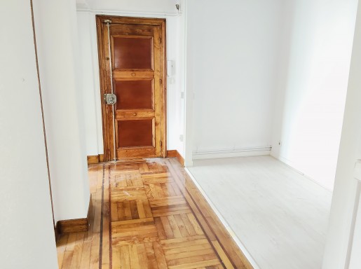 Buen piso centro 5 habitacione