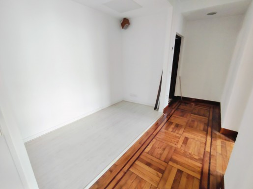Buen piso centro 5 habitacione