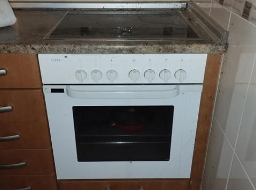 Cabaña reformada luz y agua