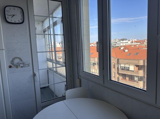 Piso con 2 baños y ascensor