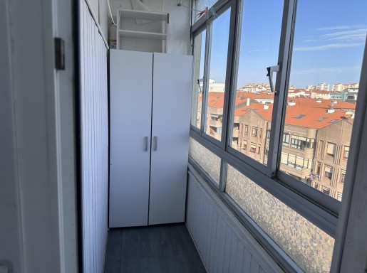 Piso con 2 baños y ascensor