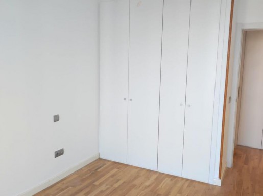 atico con terrazas y piscina