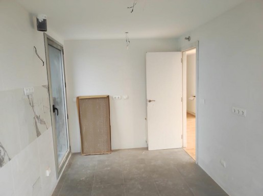 atico con terrazas y piscina