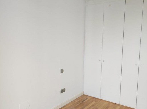 atico con terrazas y piscina