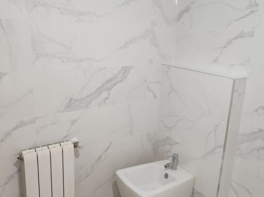 atico con terrazas y piscina