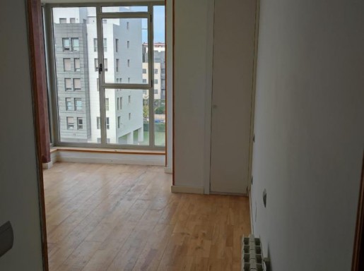 atico con terrazas y piscina