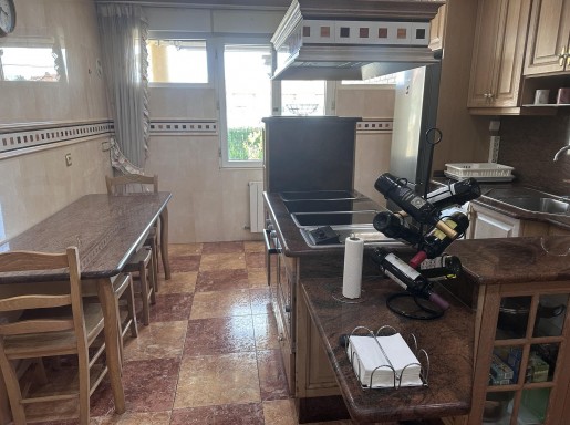 Chalet individual con pisicina