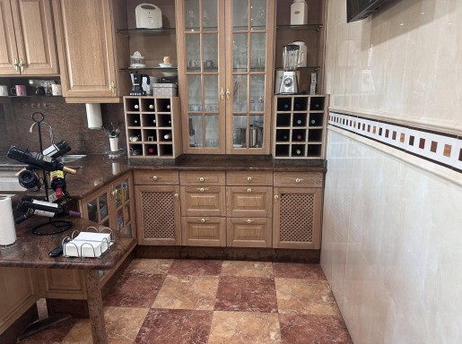 Chalet individual con pisicina