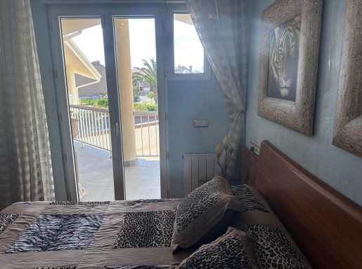 Chalet individual con pisicina