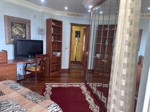 Chalet individual con pisicina