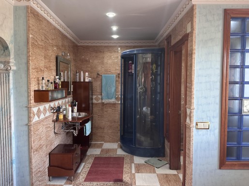 Chalet individual con pisicina