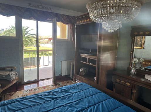 Chalet individual con pisicina