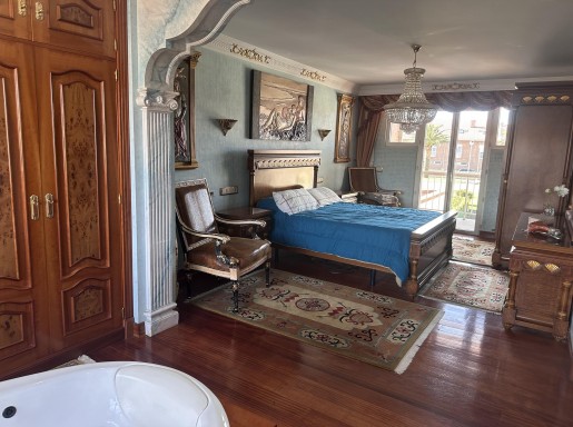 Chalet individual con pisicina