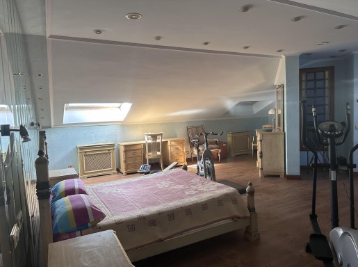 Chalet individual con pisicina