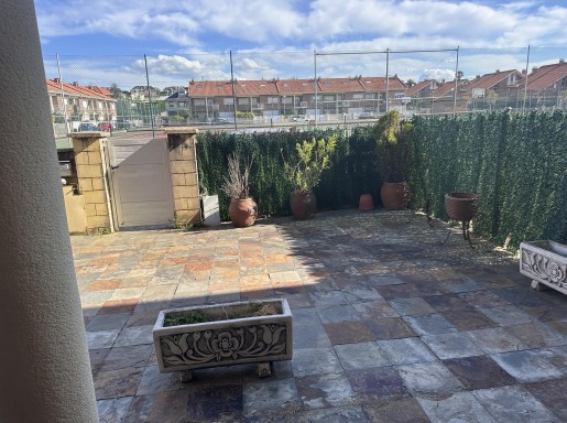 Chalet individual con pisicina