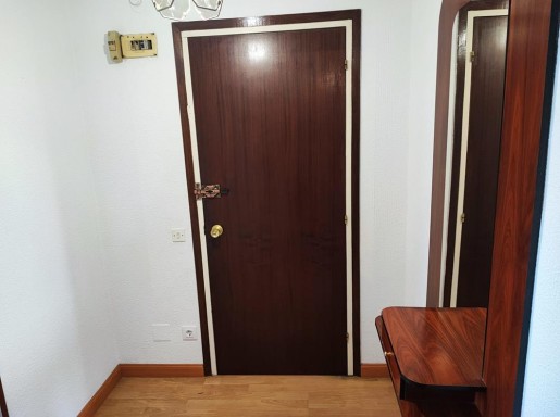 Piso amplio ascensor