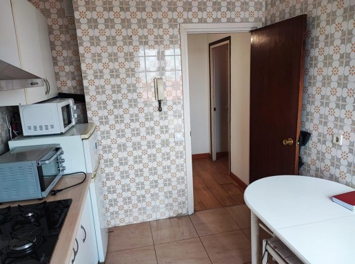 Piso amplio ascensor