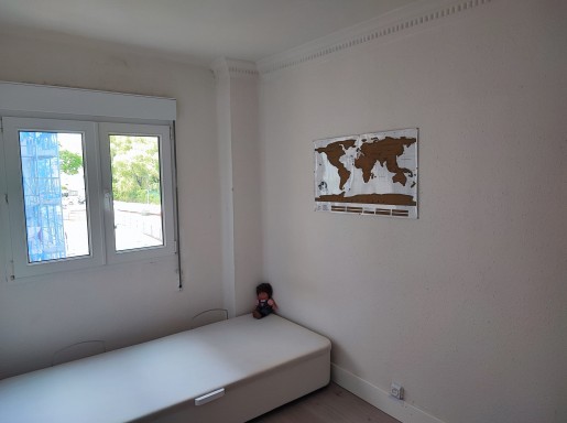 VIVENDA CON VISTAS DESPEJADAS