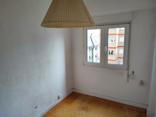 VIVENDA CON VISTAS DESPEJADAS